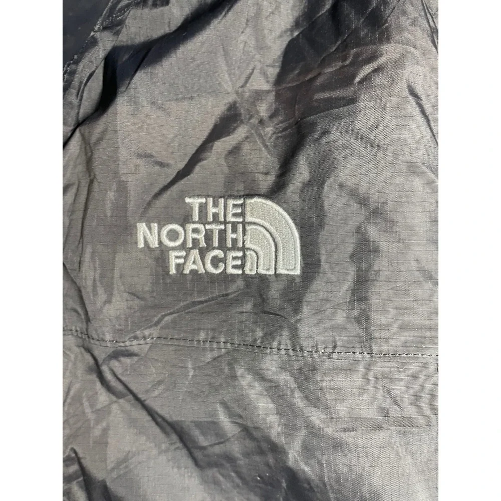 The North Face Rain Jacket Mens Small Gray Mesh Lined Full Zip Hooded Shell